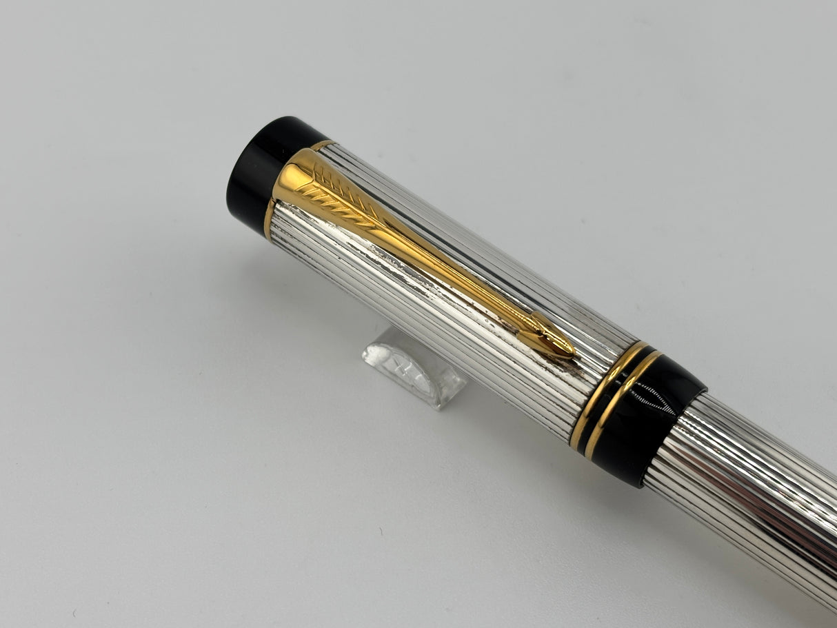 Parker Duofold Centennial (Largest Size) Sterling Silver Fountain Pen - Medium Italic #94 18kt Gold Nib