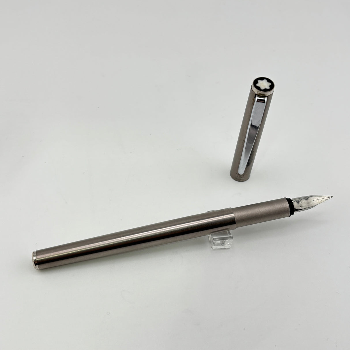 Montblanc Noblesse I slim brushed steel - Fountain Pen