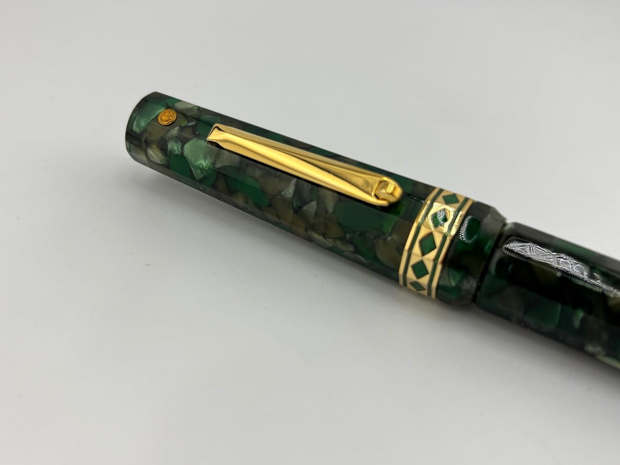 Wahl-Eversharp Oversize Doric Green Kashmir Fountain Pen - Large #8 Semi-Flex Medium 14kt Gold Nib