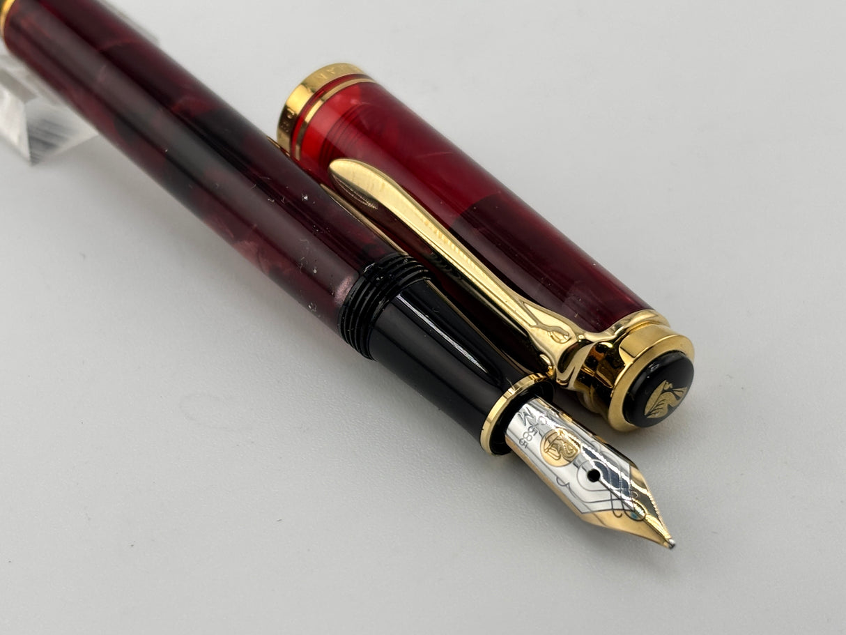 Pelikan M300 Marbled Burgundy Fountain Pen (Circa 2002) - Medium 14kt Gold Nib