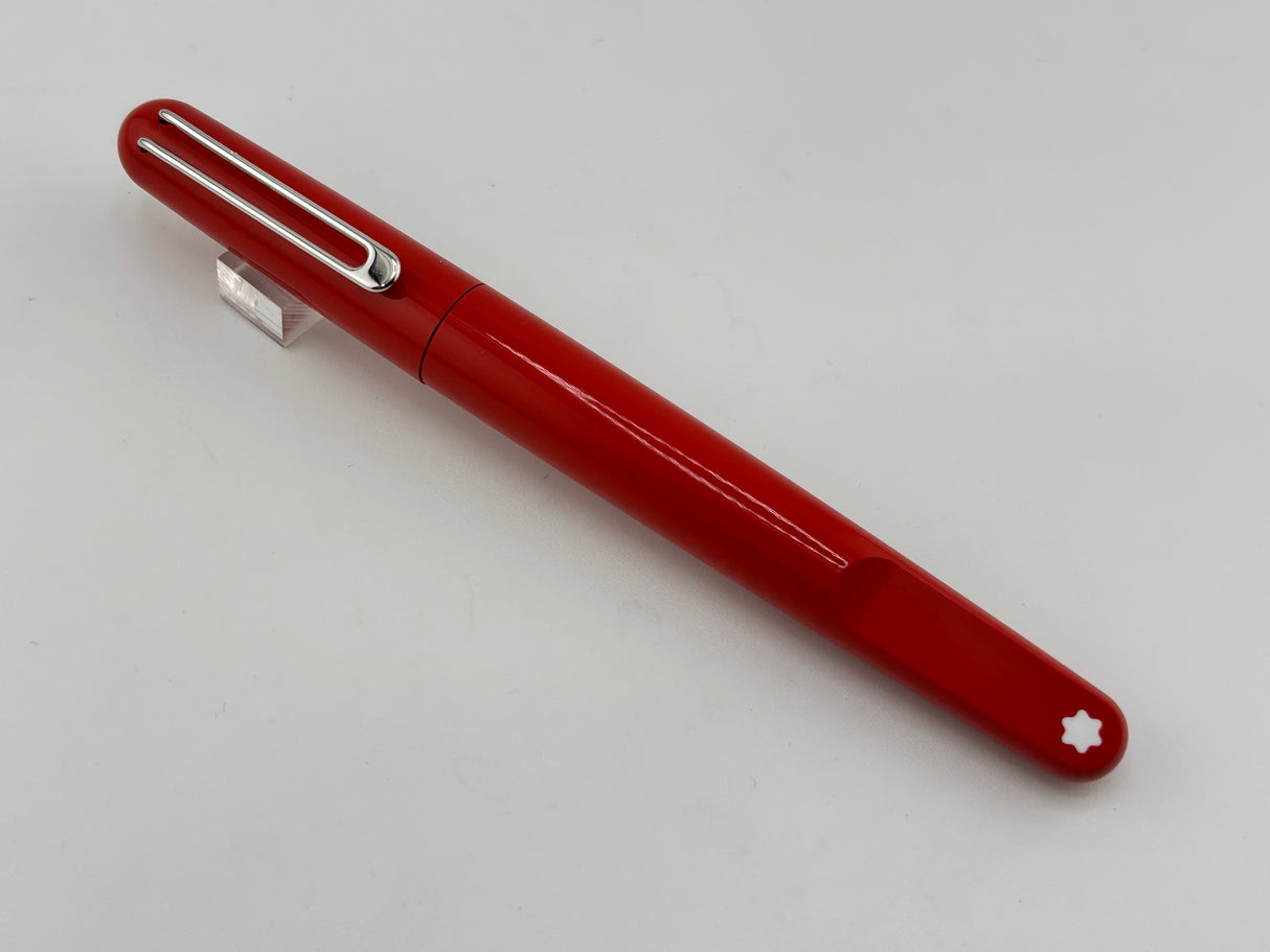 Montblanc Marc Newsom M ULTRA RED Special Edition Fountain Pen - Medium 14kt Gold Nib