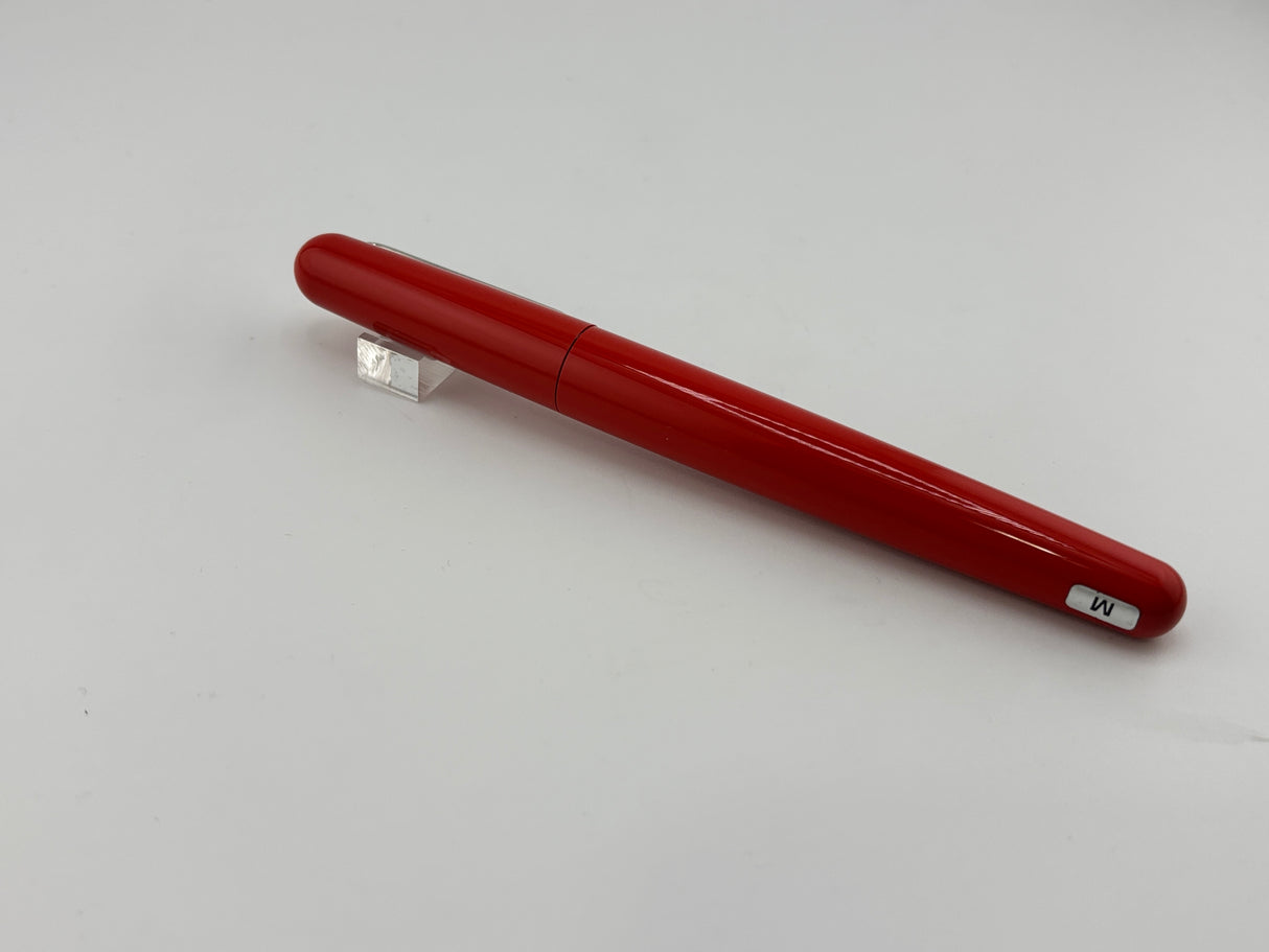 Montblanc Marc Newsom M ULTRA RED Special Edition Fountain Pen - Medium 14kt Gold Nib