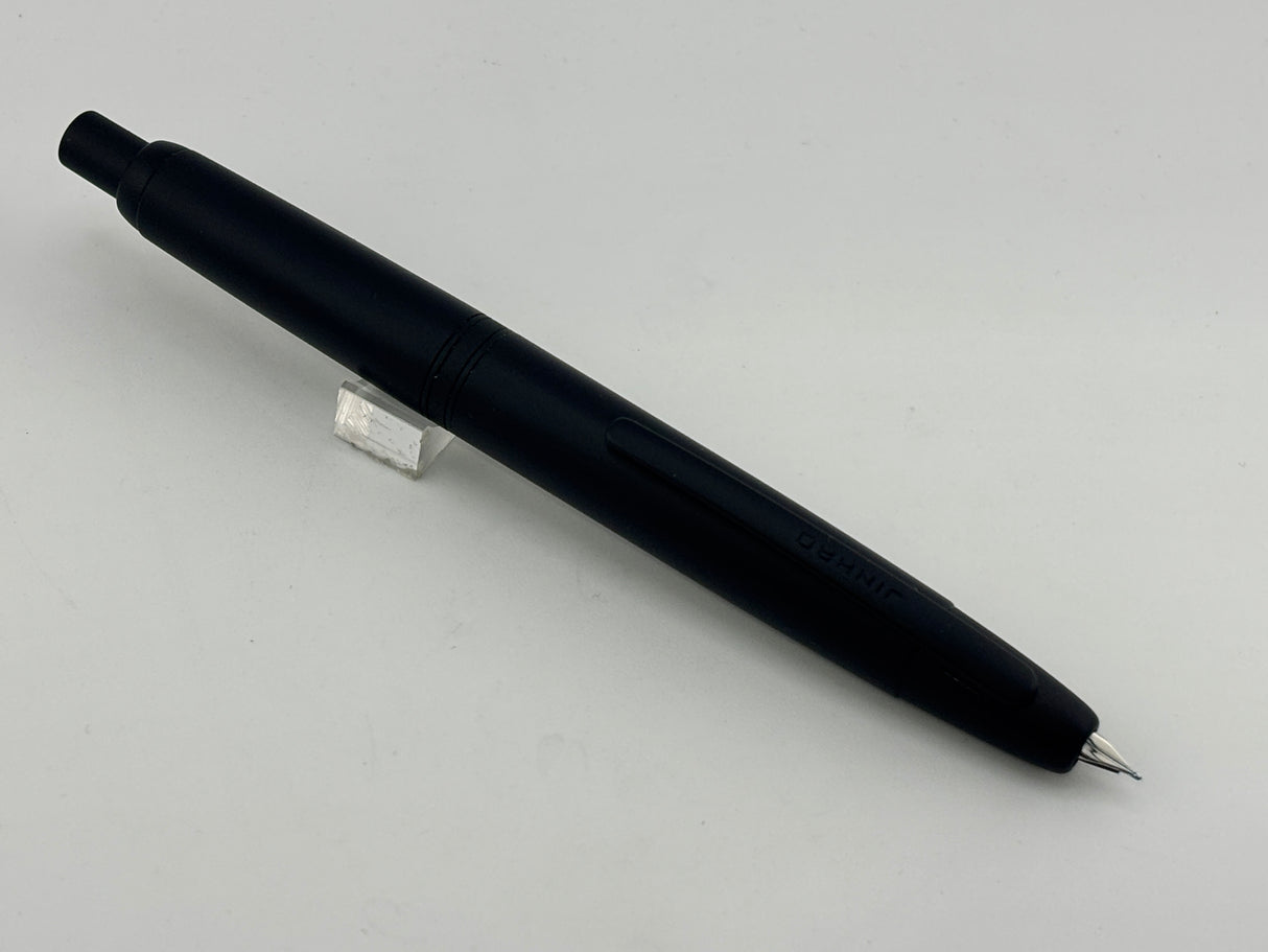 Jinhao Replica of the Pilot Vanishing point retractable nib Black Matte - Fountain Pen