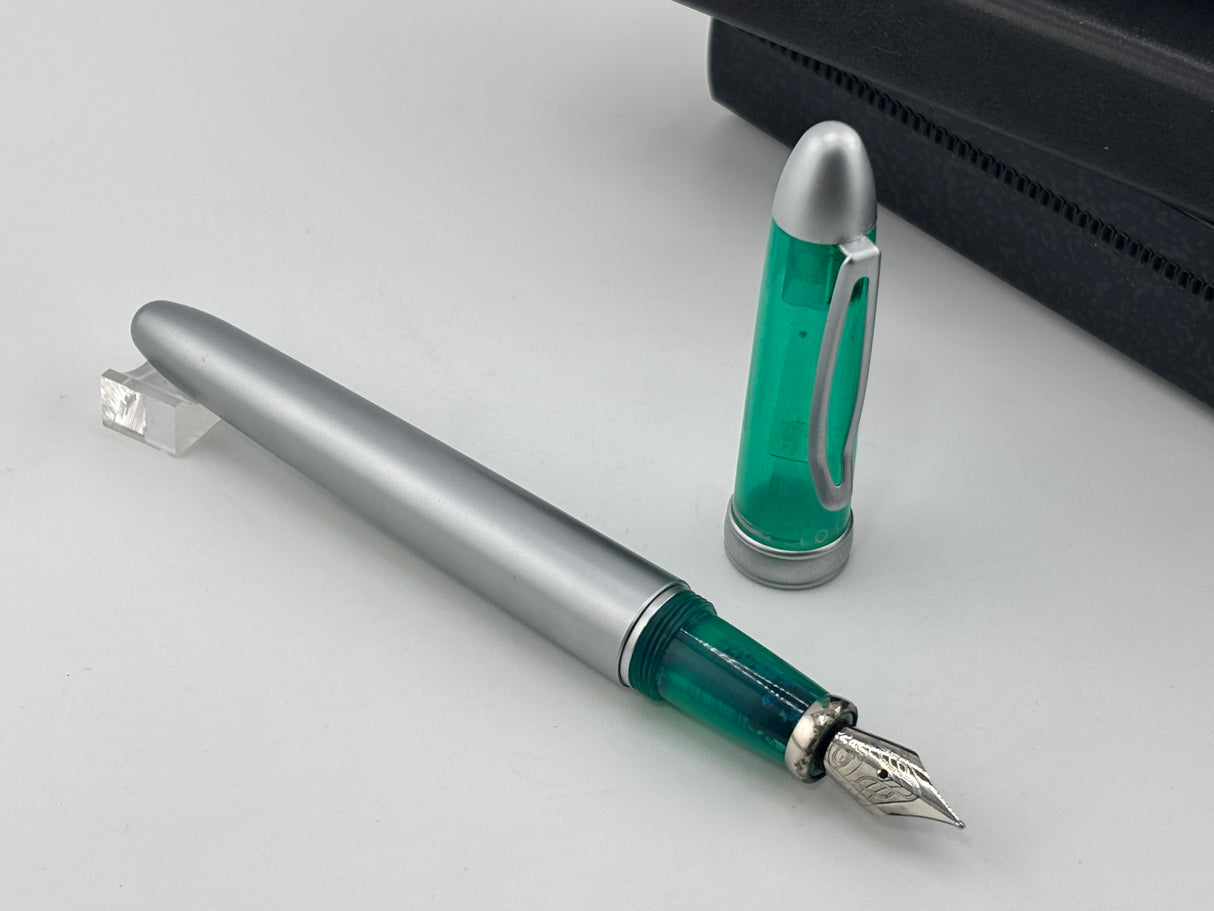 Itoya Galaxy Satin Chrome and Green Cap - Fountain Pen