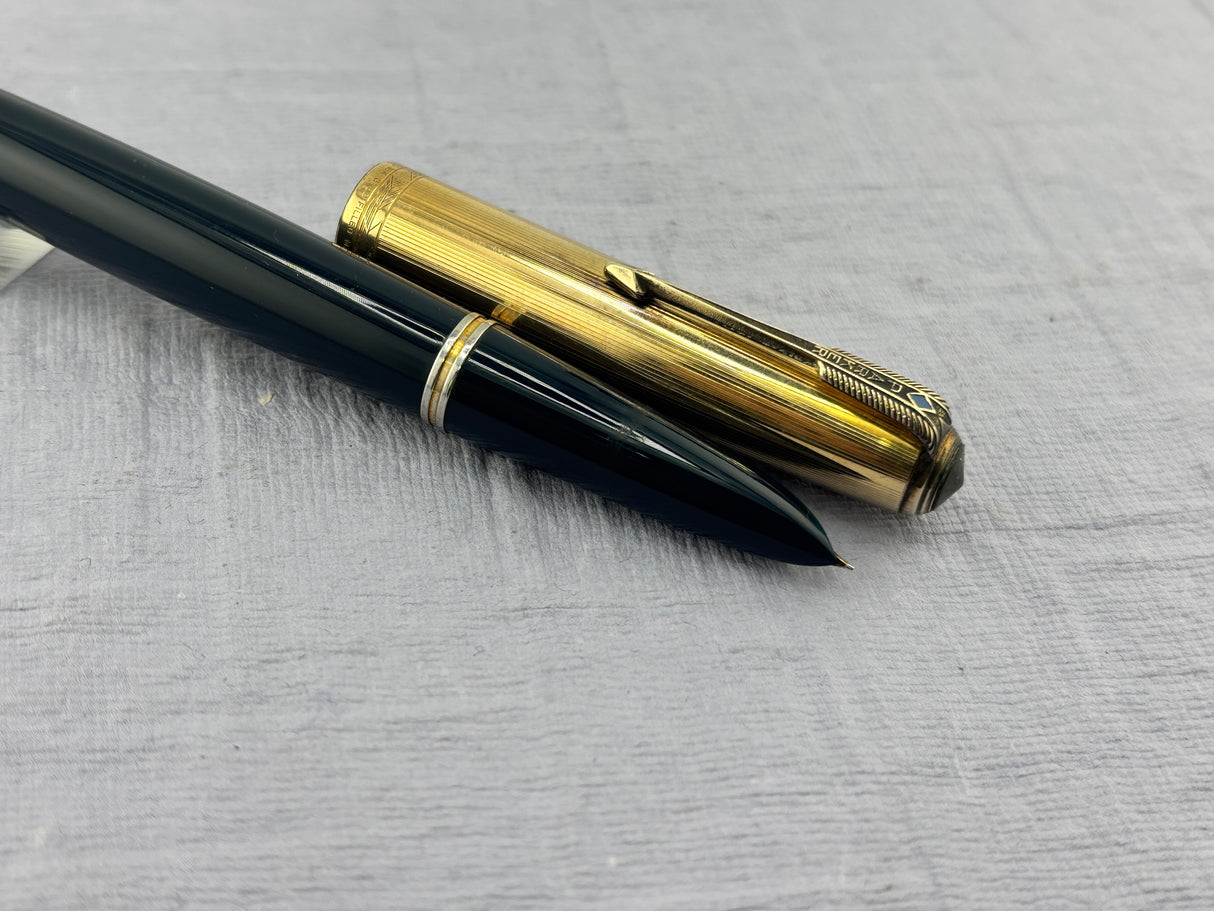 Parker 51 Cedar Blue Gold Cap Diamond Clip Vacumatic Fountain Pen