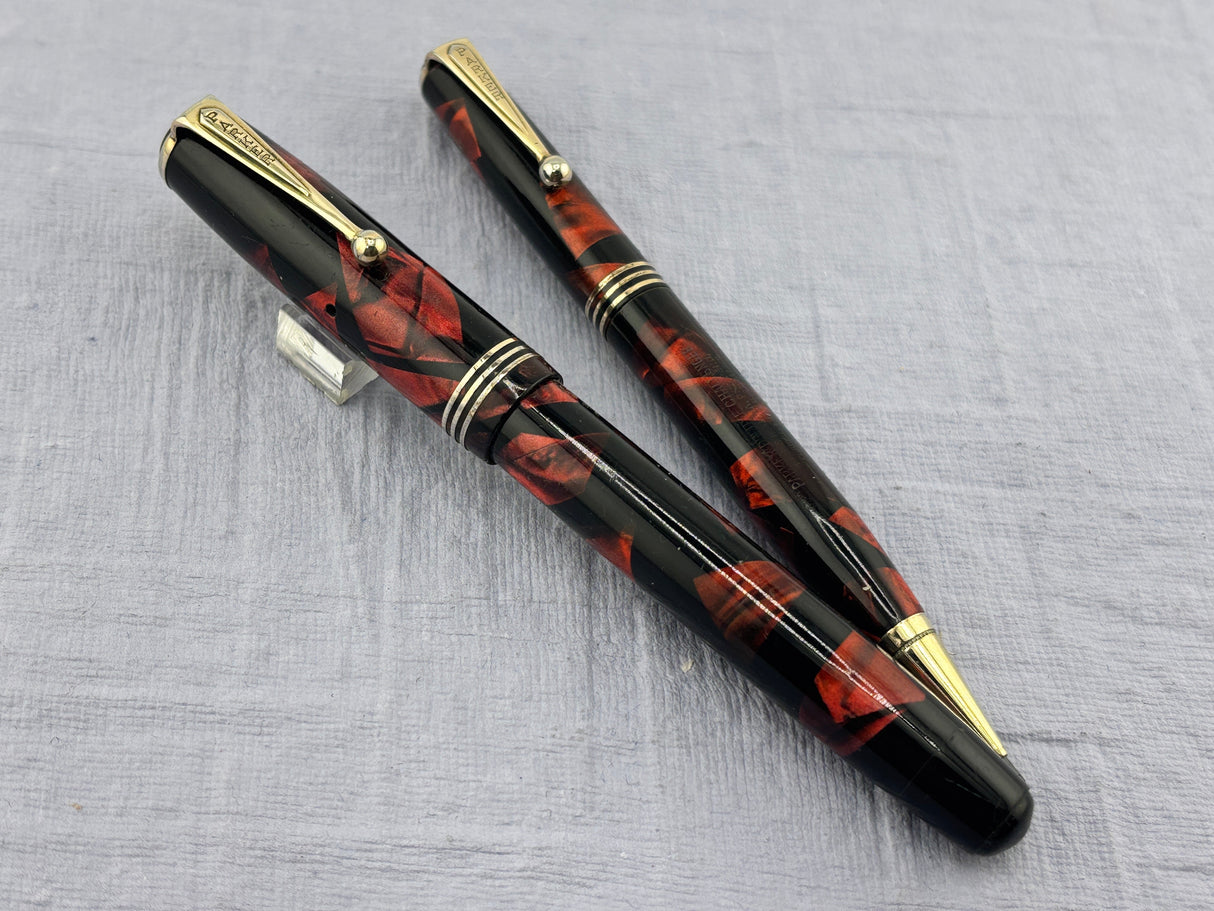 Parker Deluxe Challenger Set Burgundy - Fountain Pen and pencil