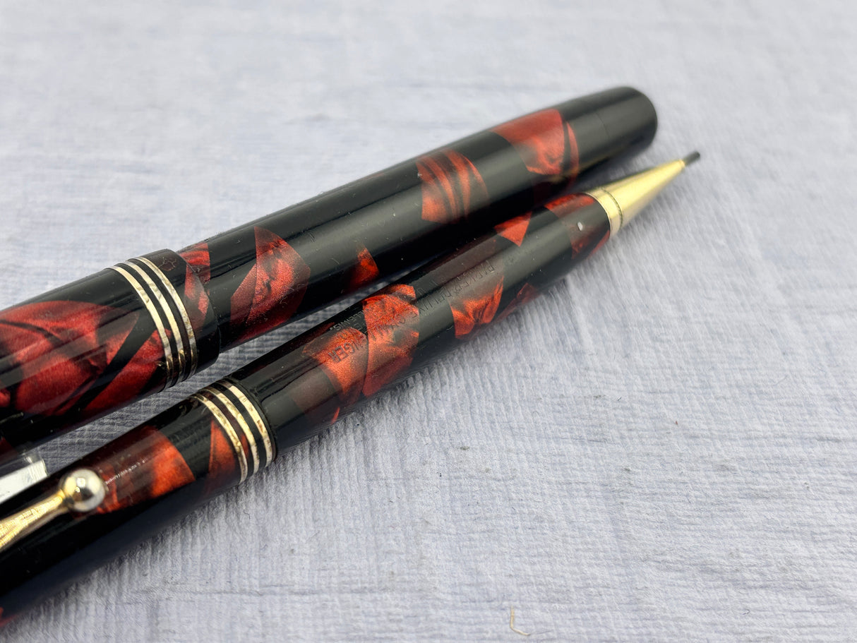 Parker Deluxe Challenger Set Burgundy - Fountain Pen and pencil