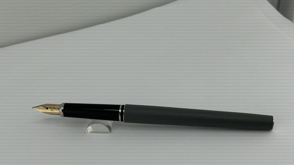 Cross Classic Century Matte Grey - Fountain Pen