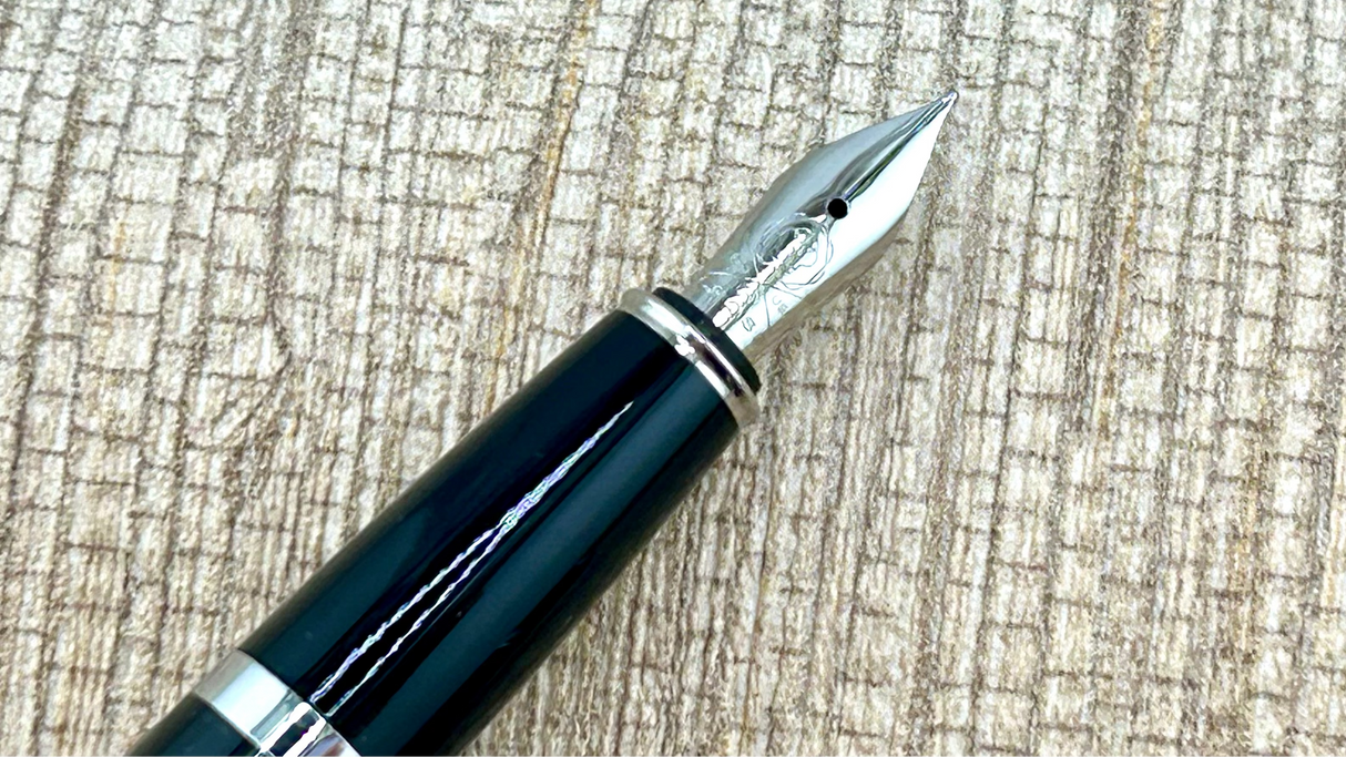 Cross Bailey Black - Fountain Pen