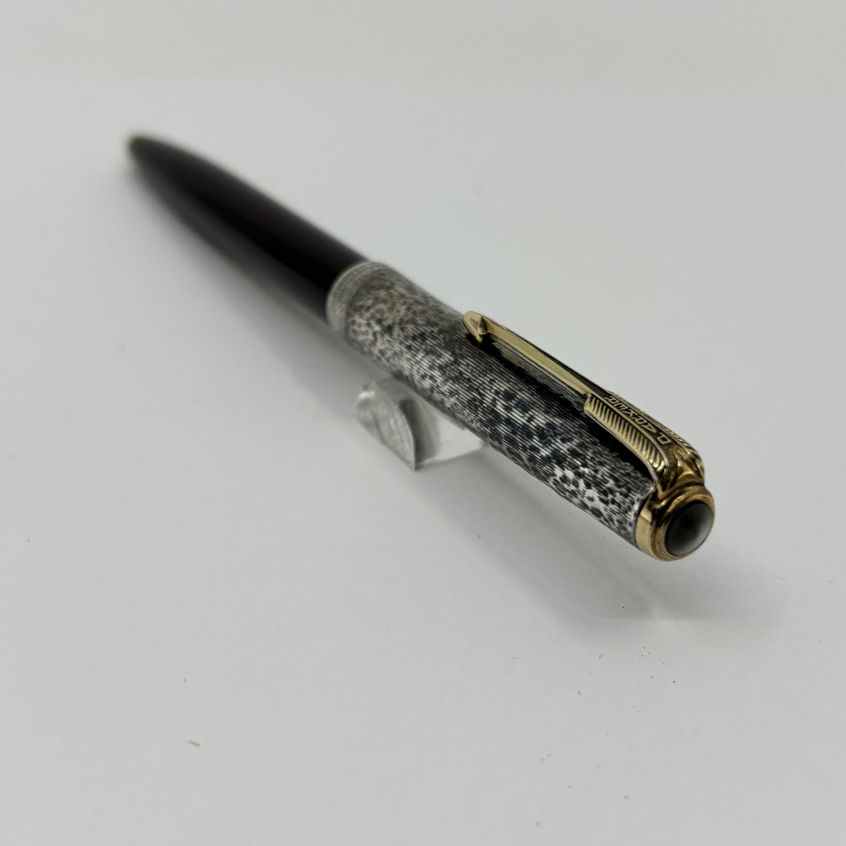 Parker 51 Ball Pen Burgundy Sterling Silver 925 cap " Ariel Kullock " Hammer Cap