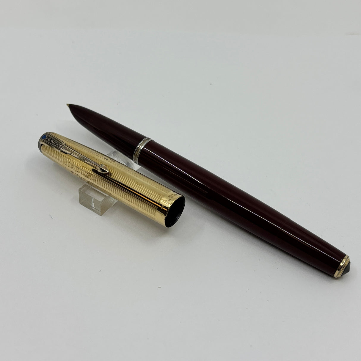 Parker 51 Burgundy Vacumatic - Double End Jewels - Gold filled cap circa 1946