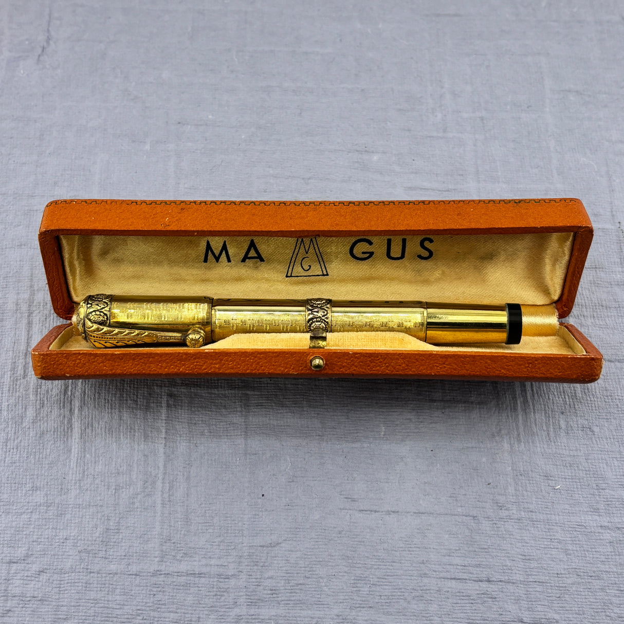 Magus Safety Fountain Pen 18 Carat Rolled Gold with Original Box