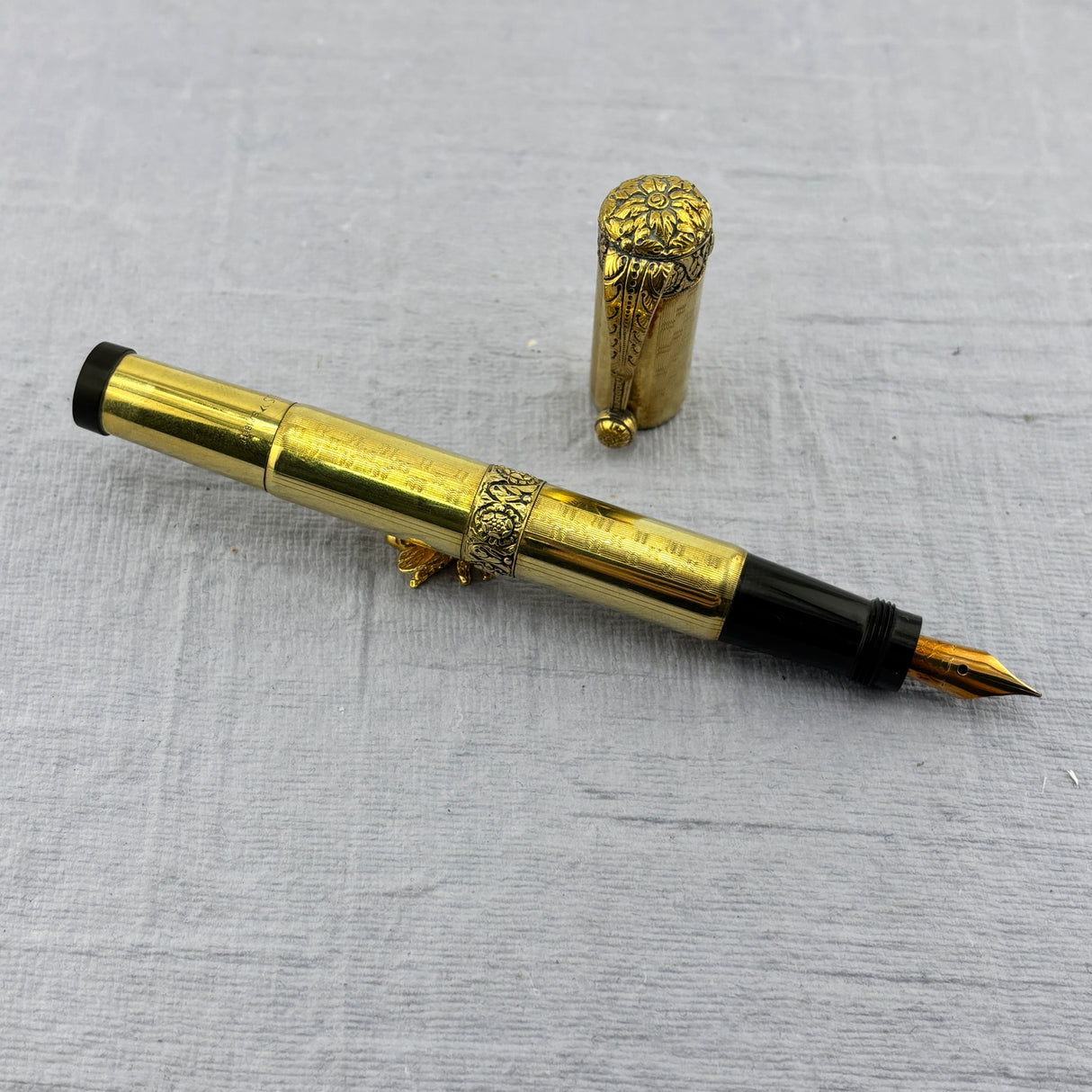 Magus Safety Fountain Pen 18 Carat Rolled Gold with Original Box
