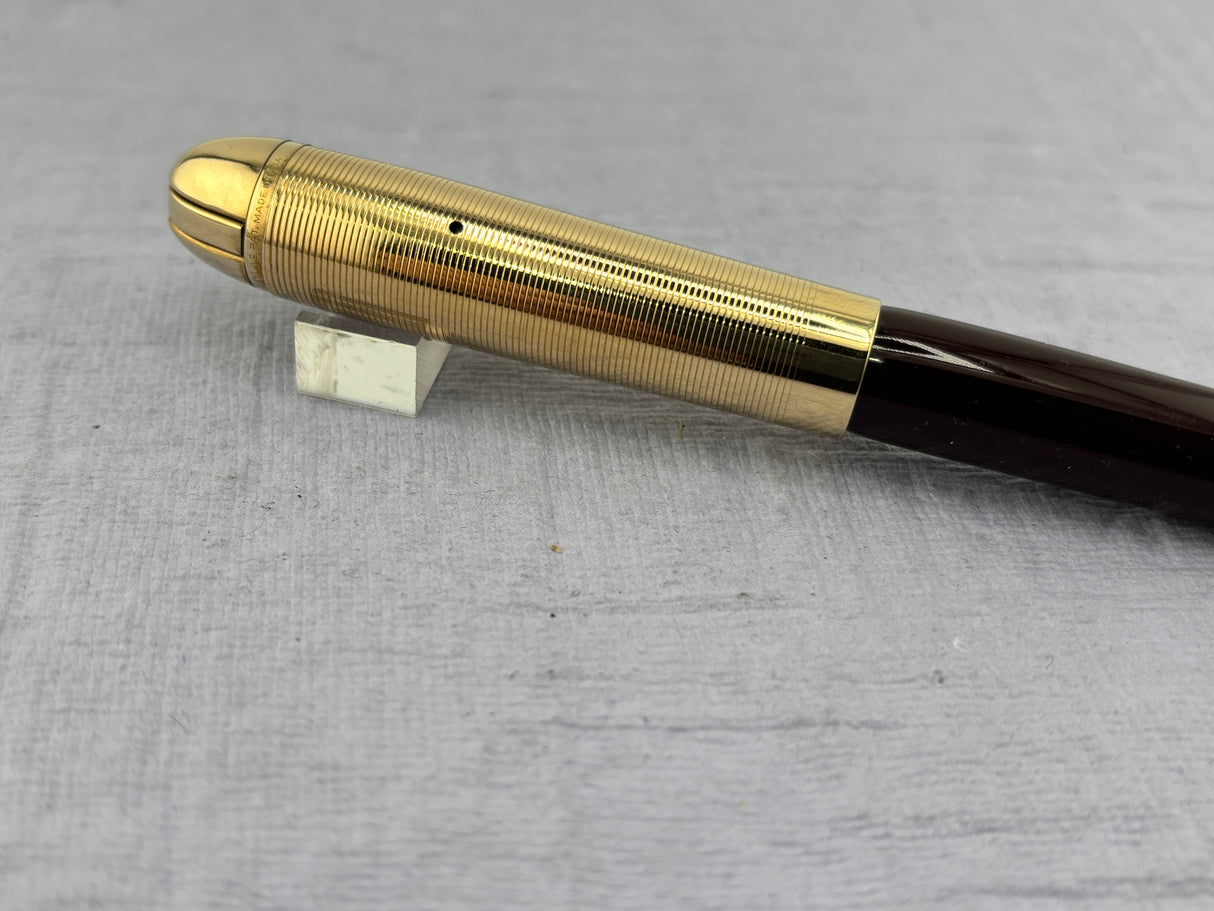 Eversharp Skyline Burgundy Gold filled Derby Cap - Fountain Pen