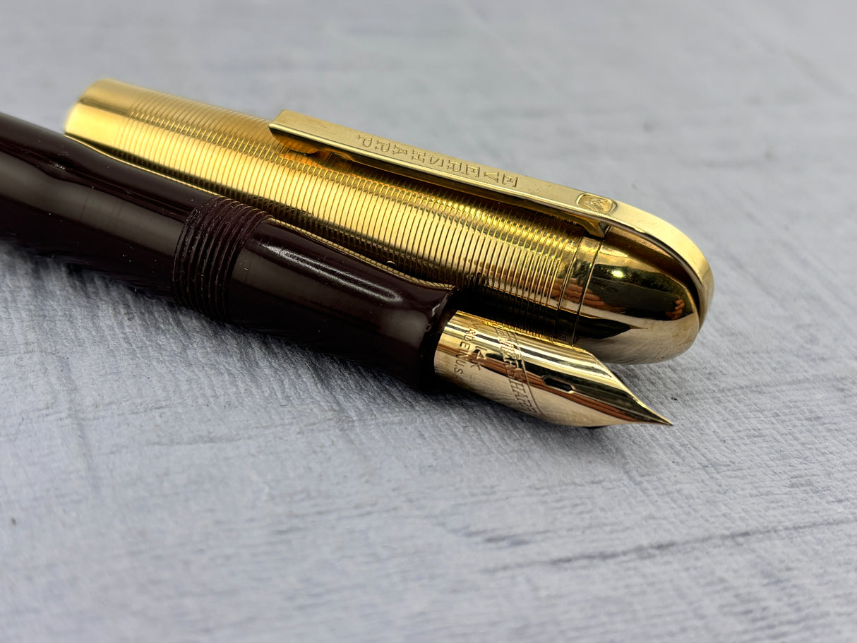 Eversharp Skyline Burgundy Gold filled Derby Cap - Fountain Pen