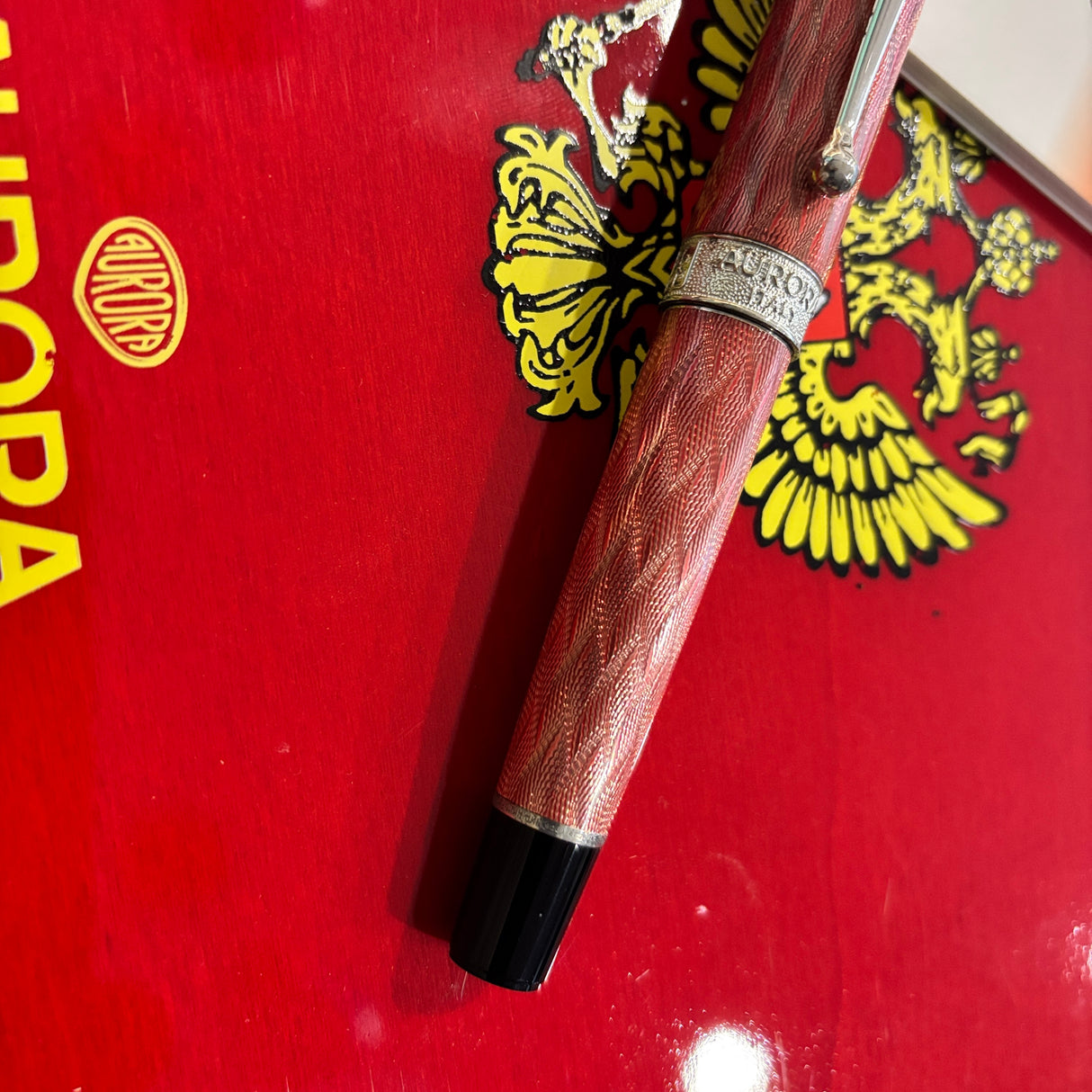 Aurora Saint Petersburg 300th anniversary Fountain Pen Limited Edition - Medium 18kt Gold Nib