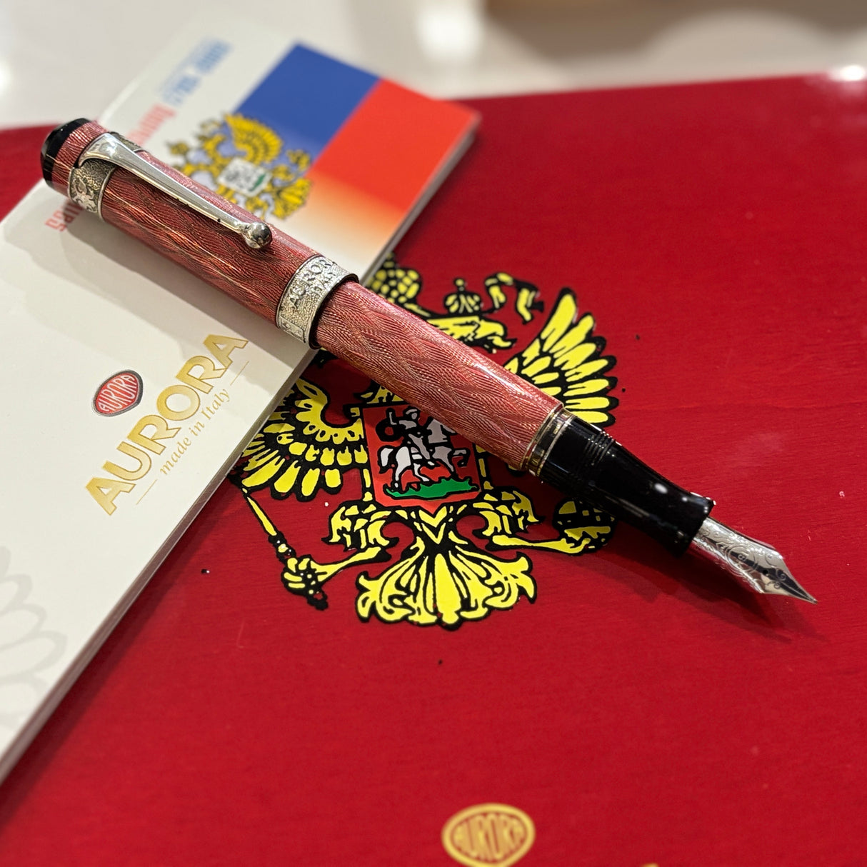 Aurora Saint Petersburg 300th anniversary Fountain Pen Limited Edition - Medium 18kt Gold Nib