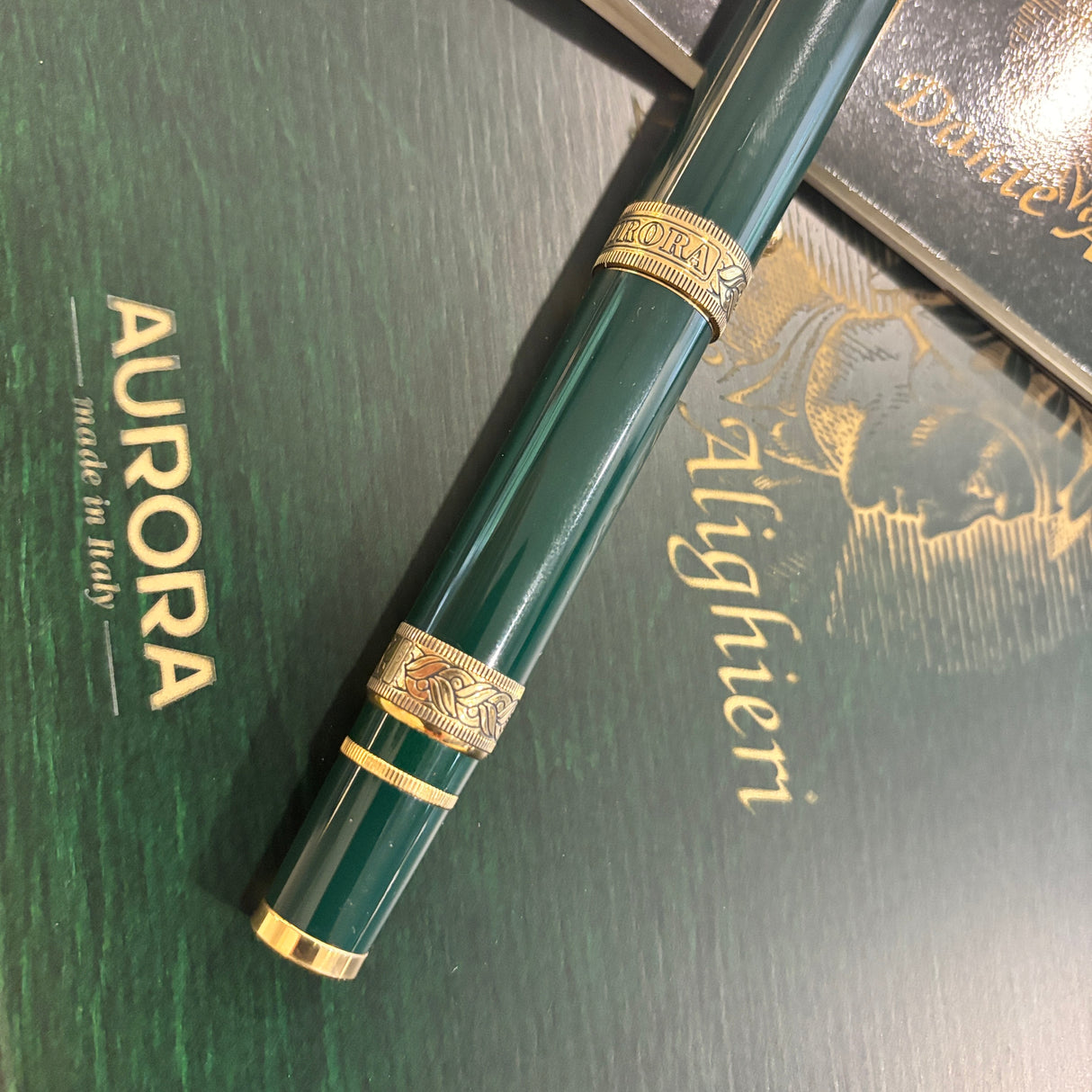 Aurora Dante Alighieri Limited Edition 1919 pens - Medium 18kt Gold Nib