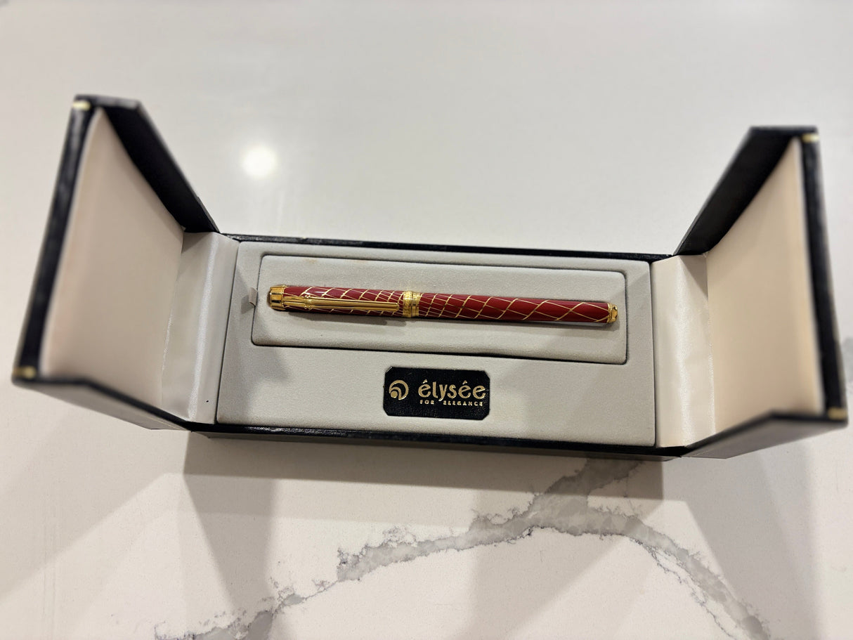 Elysee Chinese Lacquer  Parthenon  Trajan Rouge Fountain Pen - Fine 18kt Gold Nib