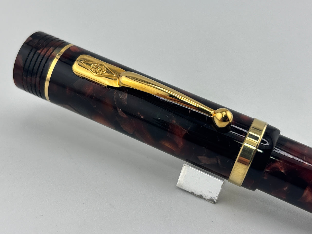 Conway Stewart Churchill Oversized Burgundy Marble Mechanical Pencil 0.7mm - 18kt Gold Trim