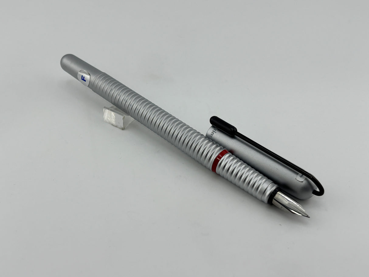 Rotring 900 Fountain Pen Matte Silver Steel nib M 1990's - Fountain Pen