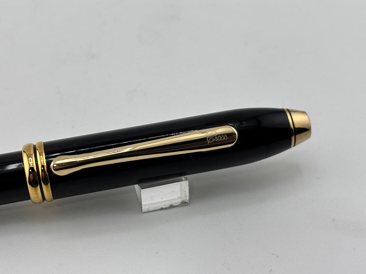 Cross Townsend Black lacquer gold trim circa 2000 - Fountain Pen
