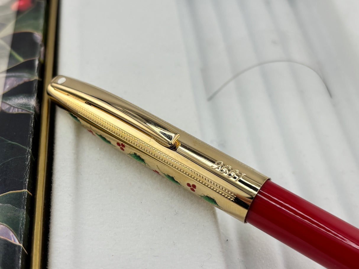 Sheaffer Holiday Original red " The Holly Pen " circa 1996 - Fountain Pen
