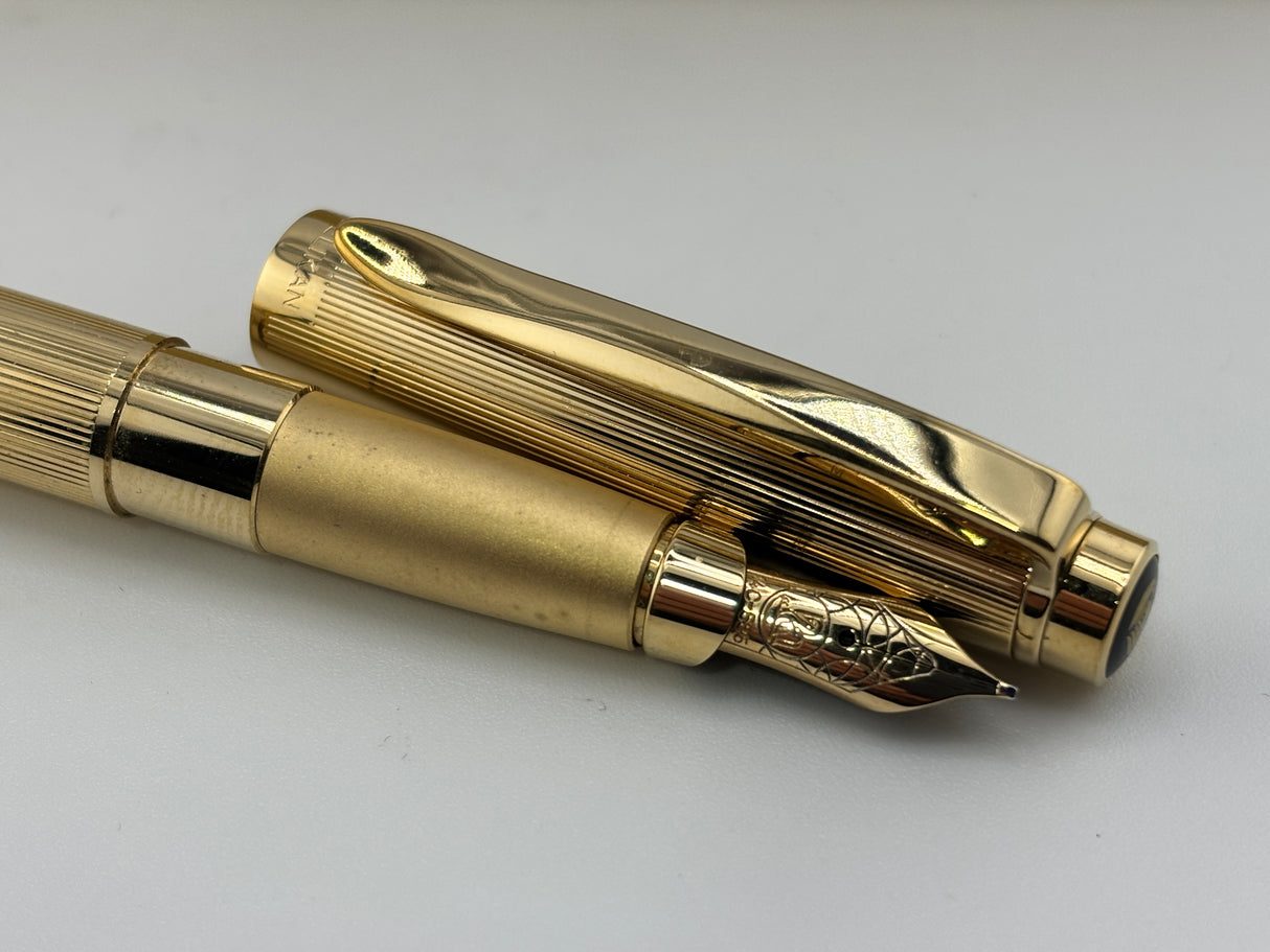 PELIKAN P590 Set Heavy gold plated fluted superb quality Gold nib 14k - Ball Pen and Fountain Pen