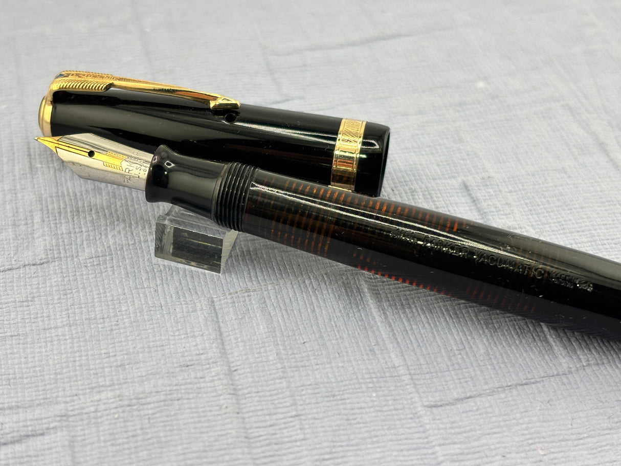 Parker Vacumatic Standard Black Cap striped transparent Laminated Barrel Diamond clip - Fountain Pen