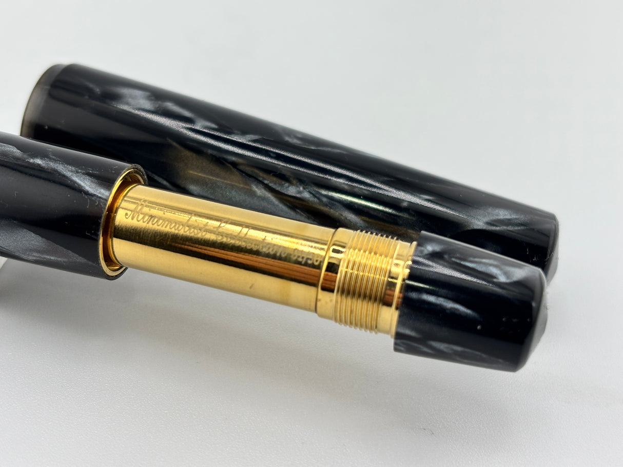 ASC Armando Simoni Club Oversized Bologna Extra Minimalist Grigio Perla Celluloid Fountain Pen -