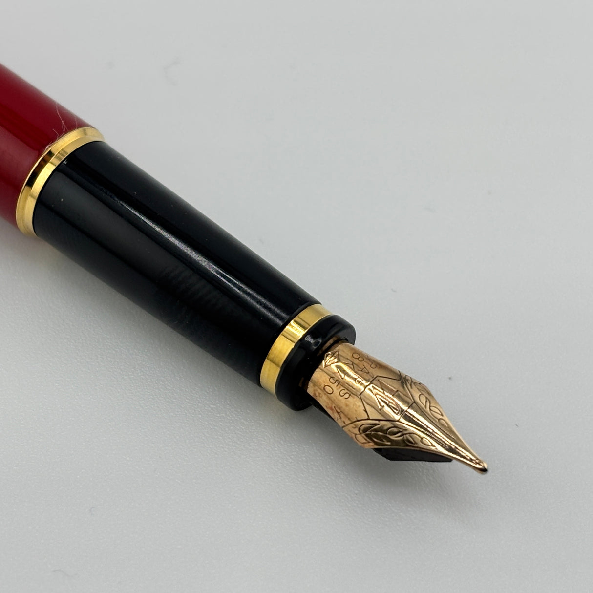 Waterman Scarlet Red Preface Fountain Pen