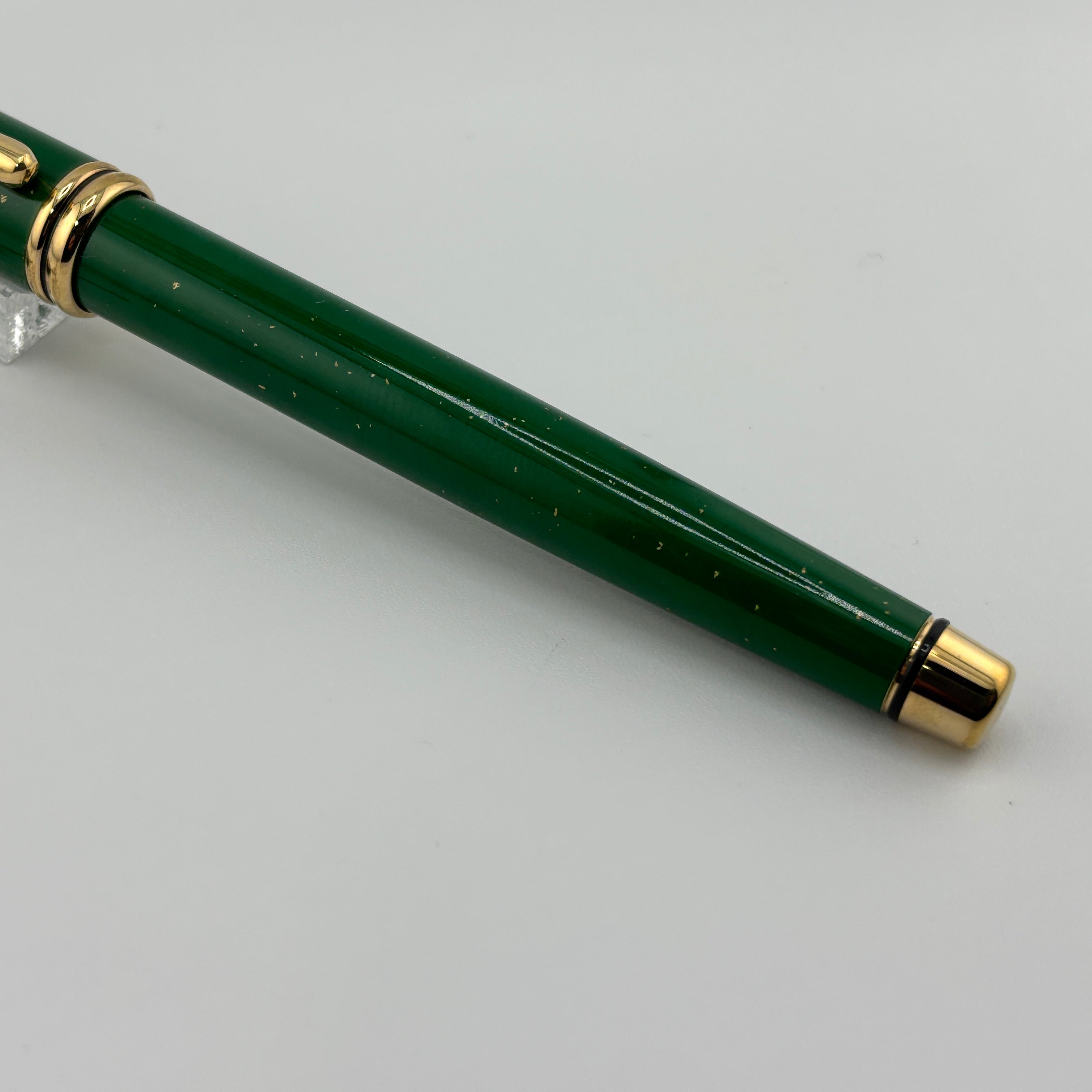 Cross Townsend  Green Jade Special Edition Fountain Pen - Made in USA - Medium 18kt Gold  Nib