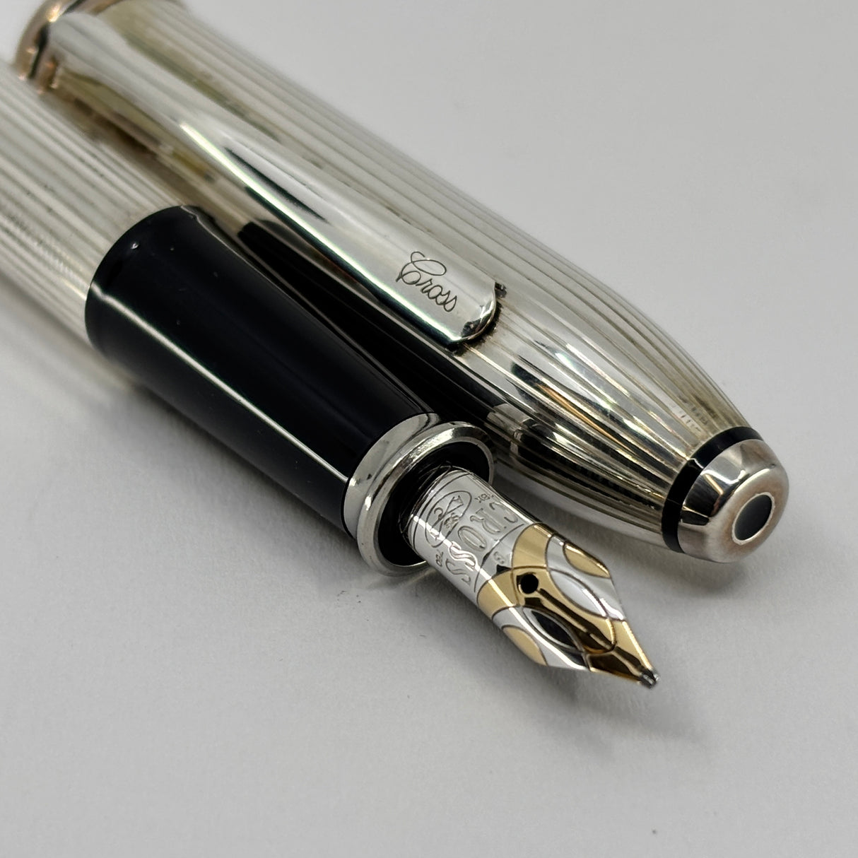 Cross Townsend Sterling Silver Fountain Pen - Made in USA - Broad 18kt Gold Nib