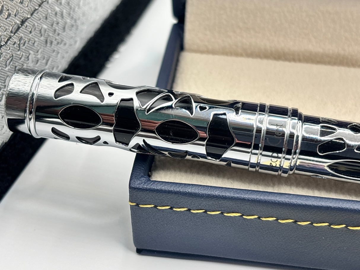 Conklin Endura Deco Crest Black / chrome - Fountain Pen