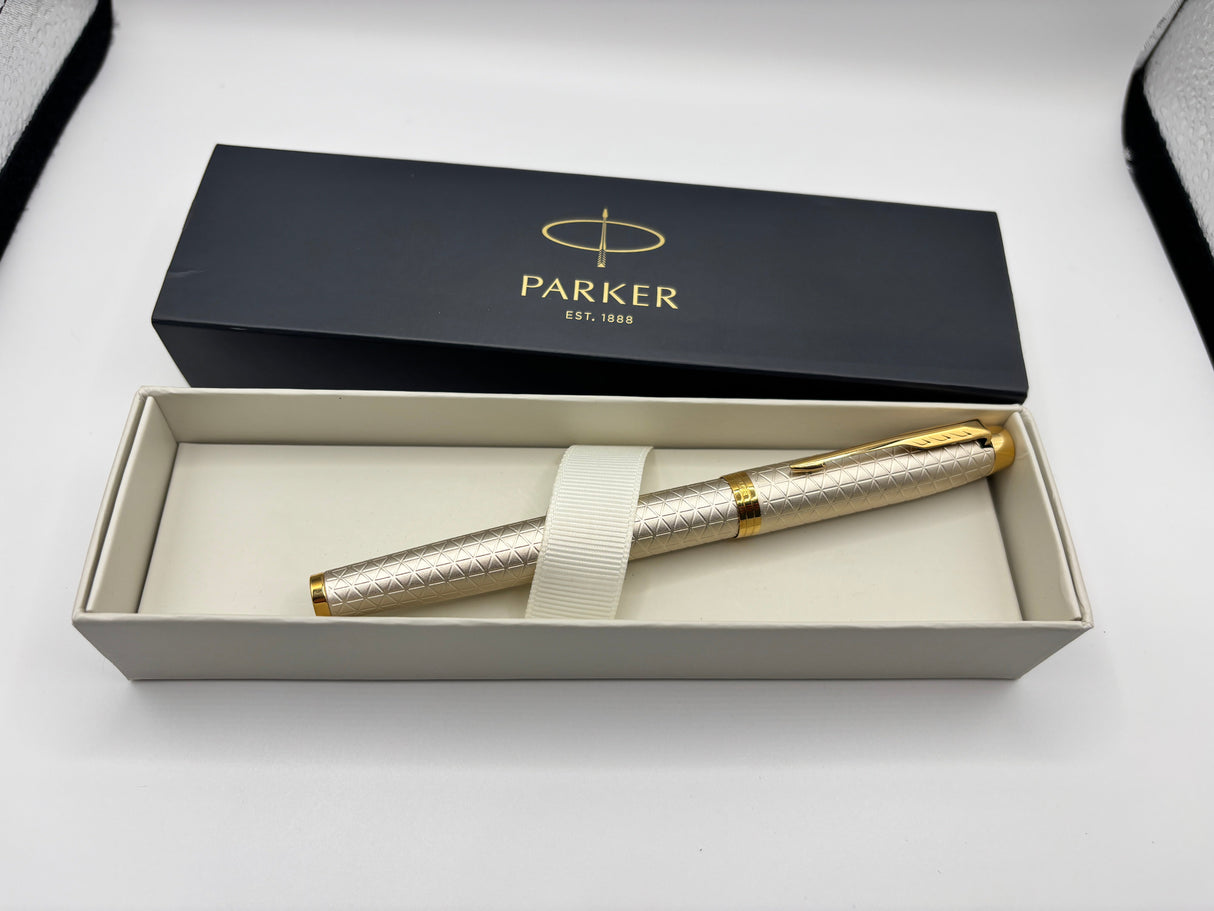 Parker IM Premium Warm Silver Champagne Gold trim - Fountain Pen