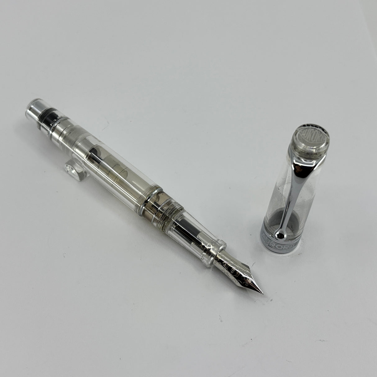 Aurora Optima Clear Demonstrator Limited Edition Fountain Pen - Fine 18kt Gold Nib