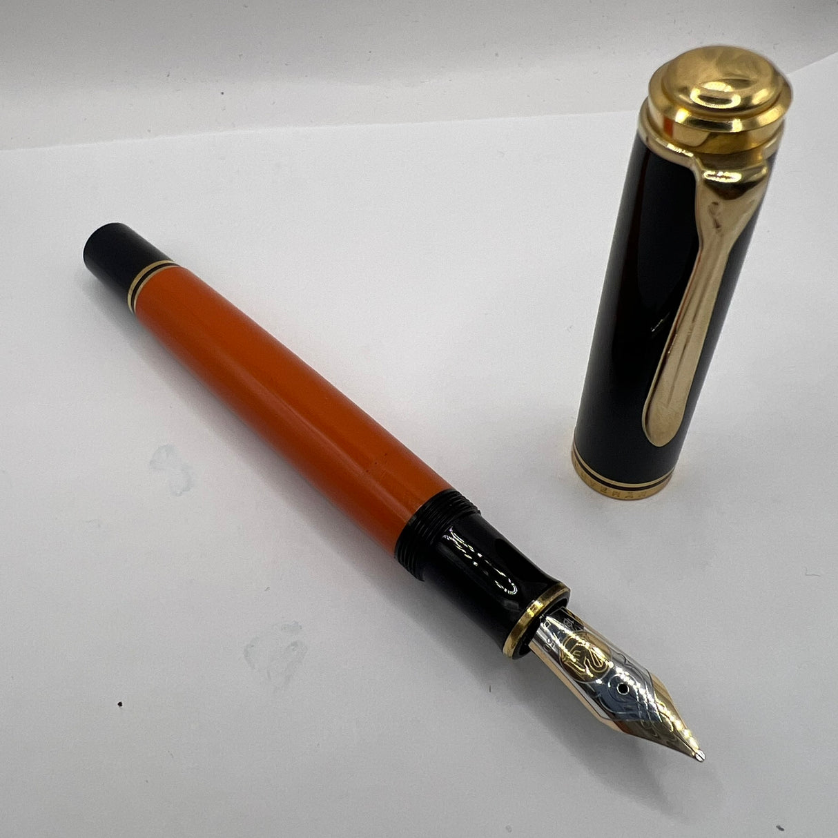 Pelikan M800 Souveran Burnt Orange Fountain Pen - Medium 18kt Gold Nib