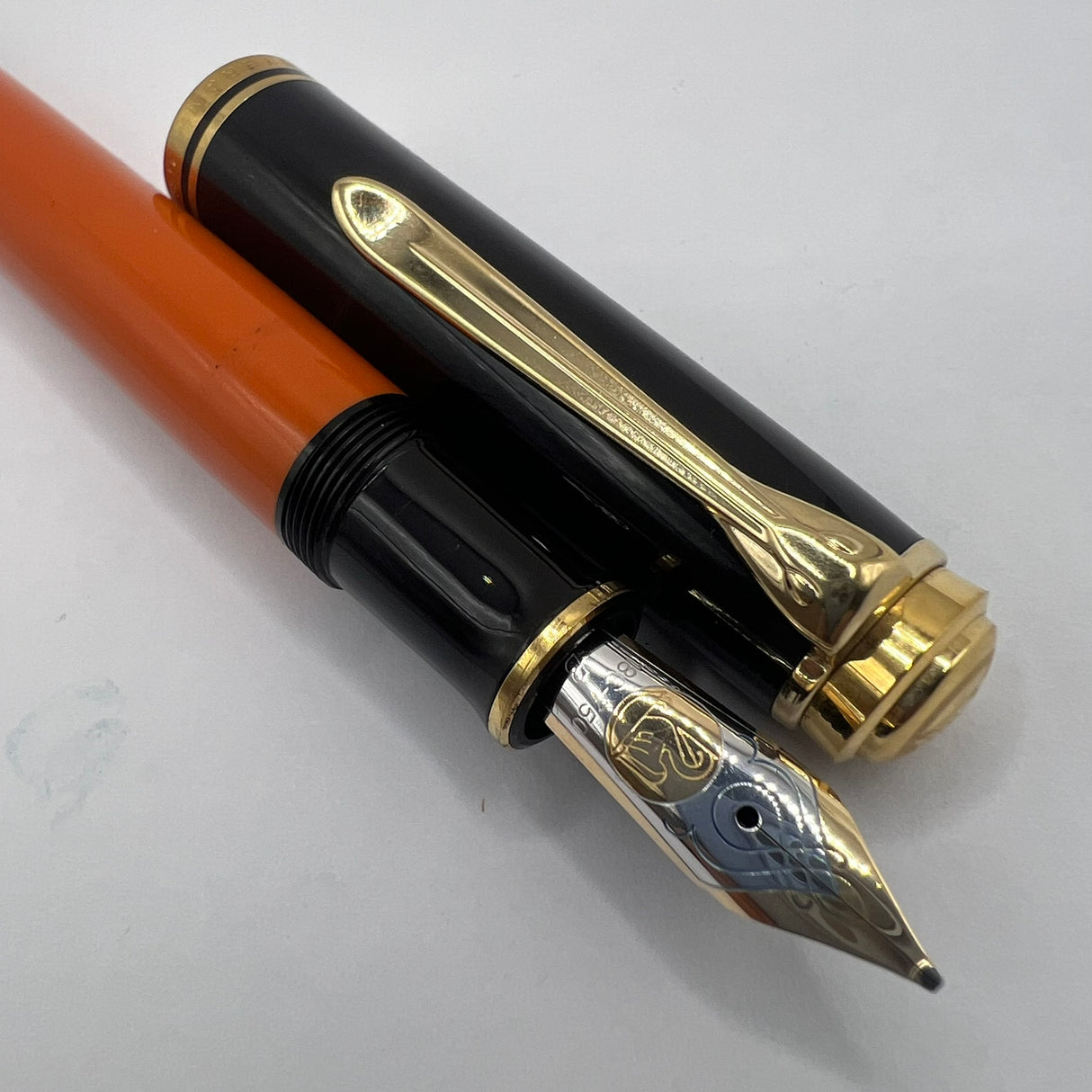 Pelikan M800 Souveran Burnt Orange Fountain Pen - Medium 18kt Gold Nib
