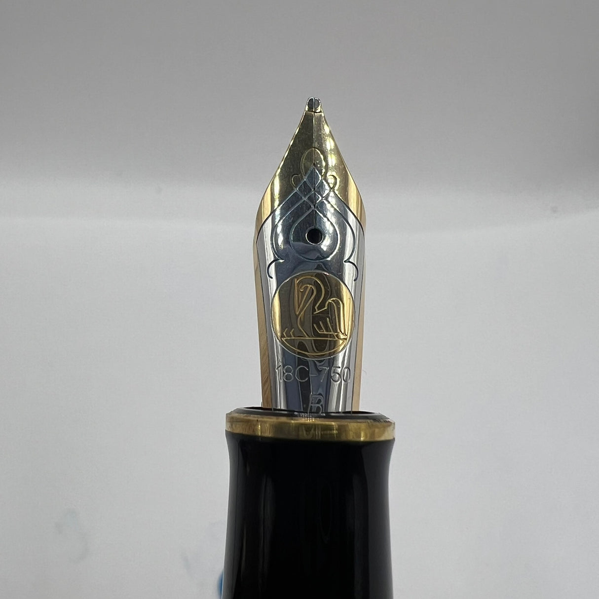 Pelikan M800 Souveran Burnt Orange Fountain Pen - Medium 18kt Gold Nib