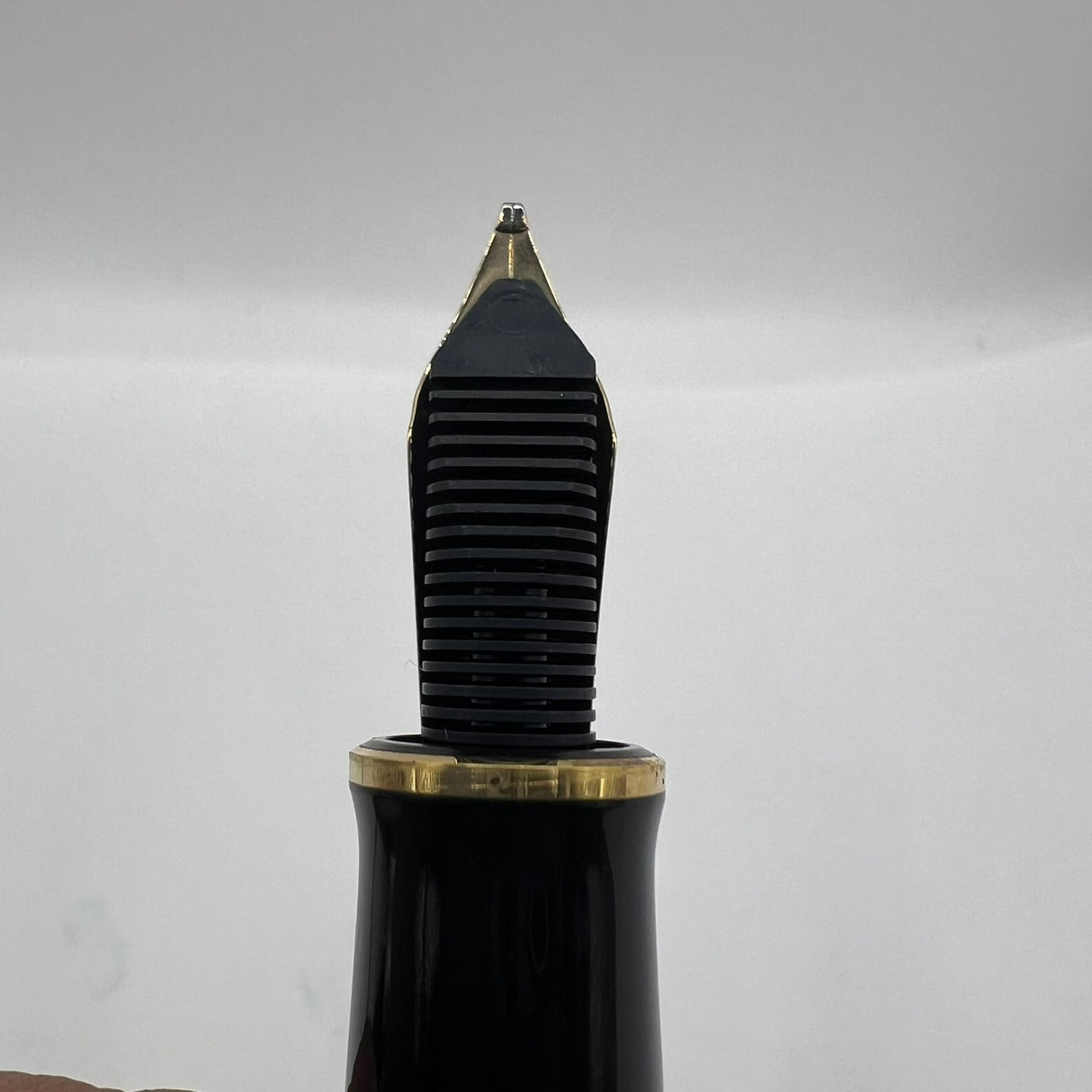 Pelikan M800 Souveran Burnt Orange Fountain Pen - Medium 18kt Gold Nib