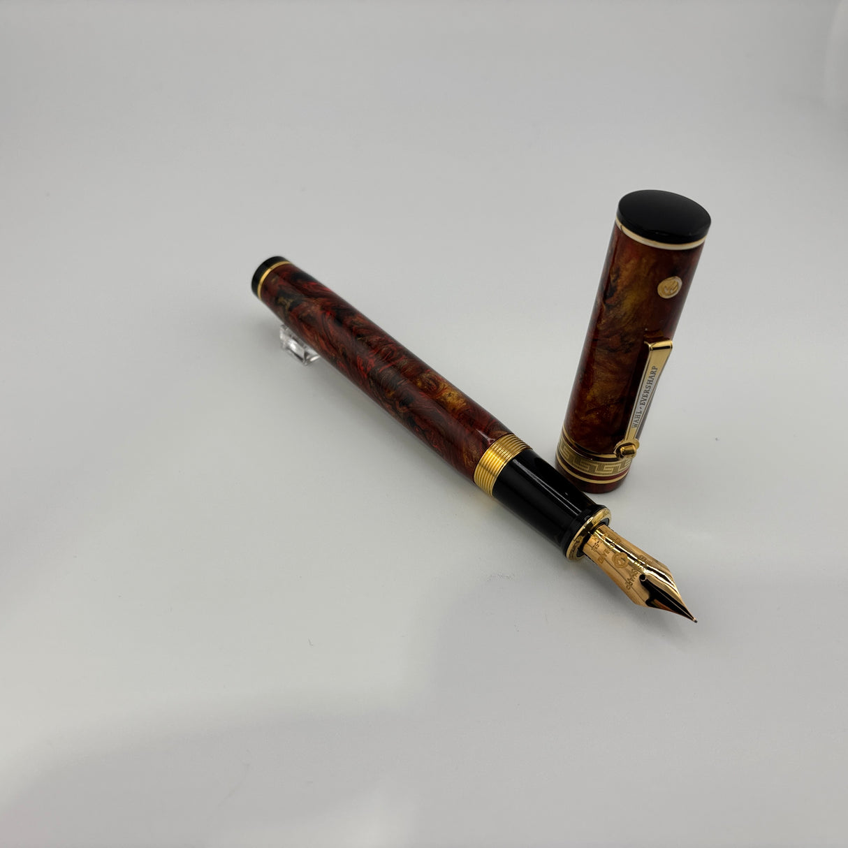 Wahl Eversharp Decoband Volcano Red Oversized Fountain Pen - Medium #8 Size 14kt Gold Nib