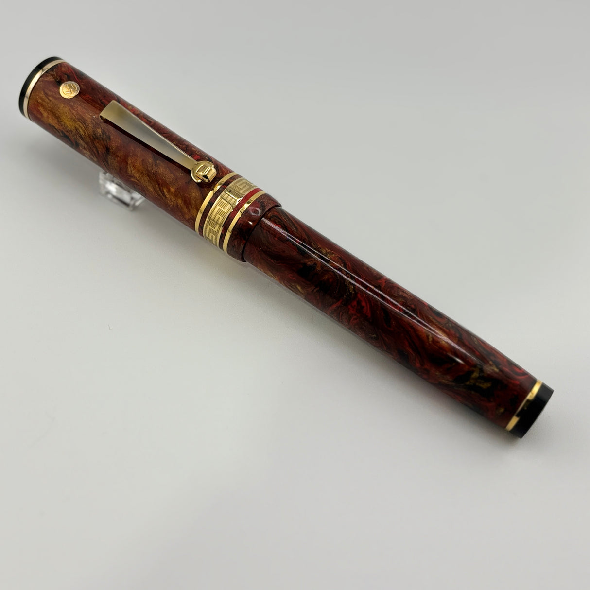 Wahl Eversharp Decoband Volcano Red Oversized Fountain Pen - Medium #8 Size 14kt Gold Nib