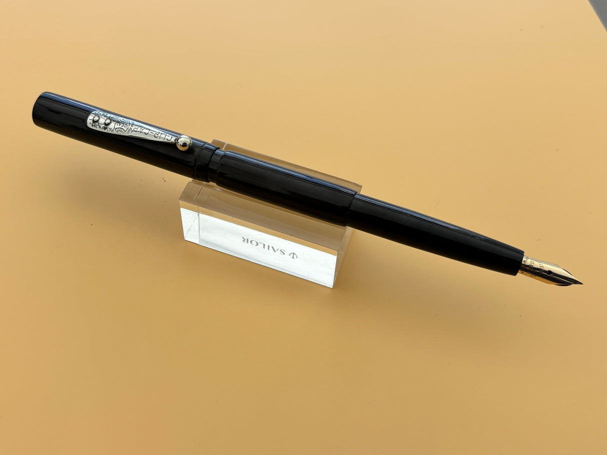 Waterman 12 SF Sleeve Filler Black Hard rubber - Fountain Pen
