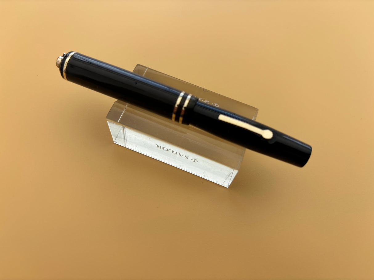 Wahl Eversharp Signature Ring Top Black Hard Rubber - Fountain Pen