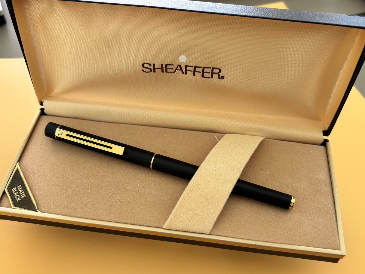 Sheaffer Targa Slim Black Matte circa 1995 New condition and boxed - Fountain Pen