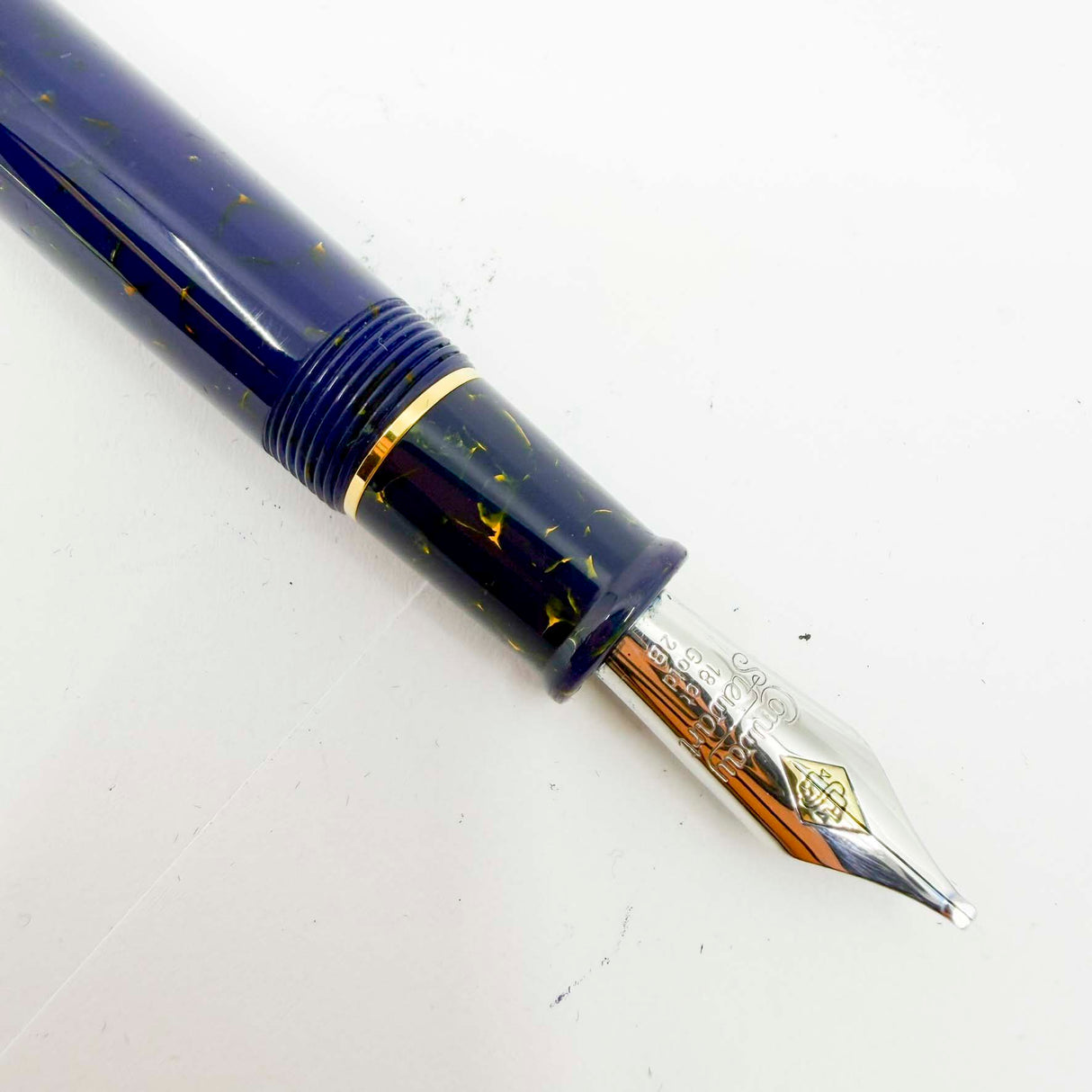 Conway Stewart 100 Sapphire Blue with Gold Flecks Fountain Pen - Double Broad 18kt Gold Nib