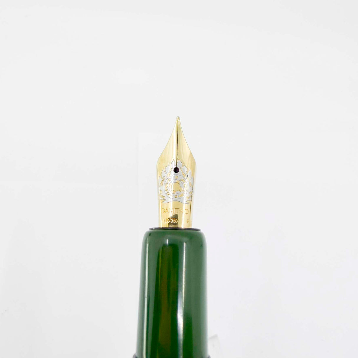 Danitrio Kara-Nuri Green (+Red/Black/Gold) Urushi Hand Painted Lacquer Over-Sized Fountain Pen - Fine 18kt Gold Nib
