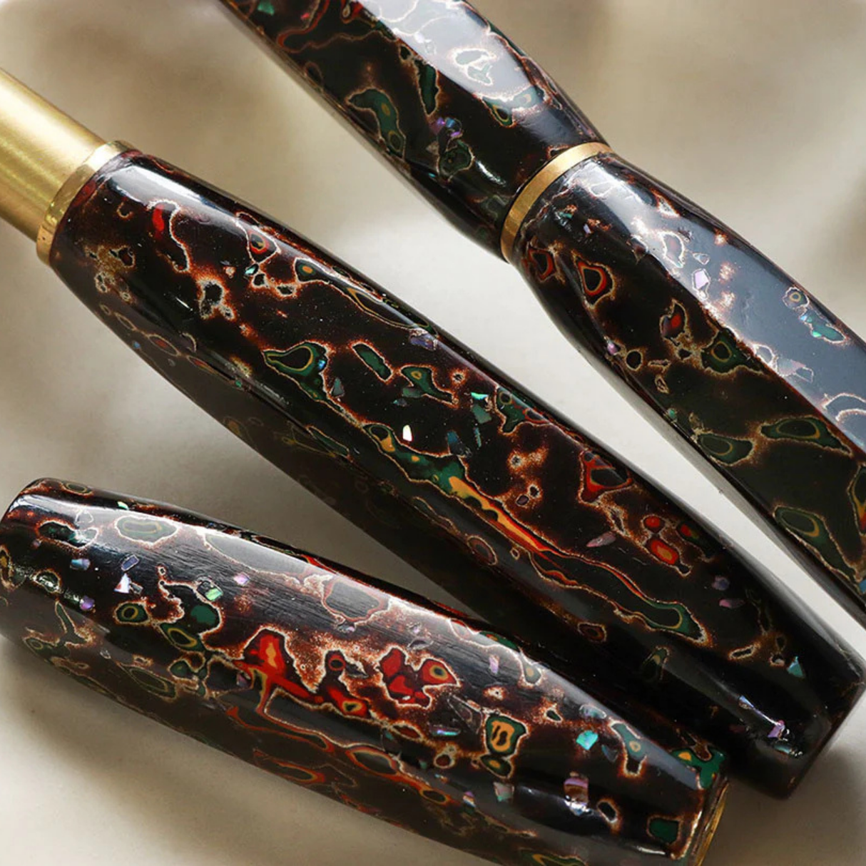 Wancher Densho Tsugaru Kuro-age Raden (4 Facets) Fountain Pen