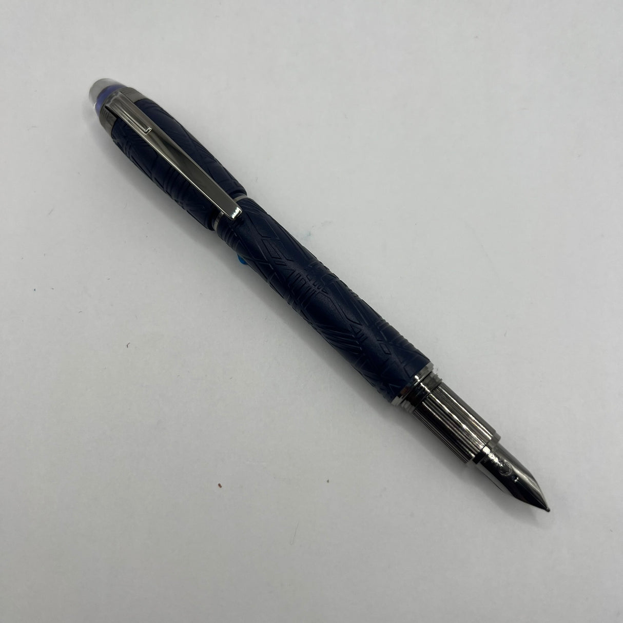 Montblanc Starwalker Space Blue Fountain Pen  - Medium 14kt Gold Nib