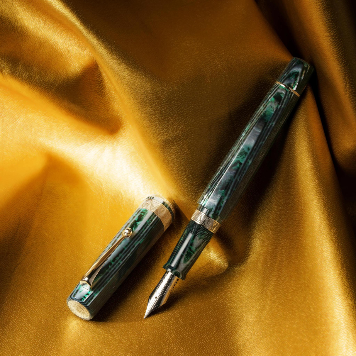 OMAS Paragon Arco Verde Celluloid Silver Trim Fountain Pen
